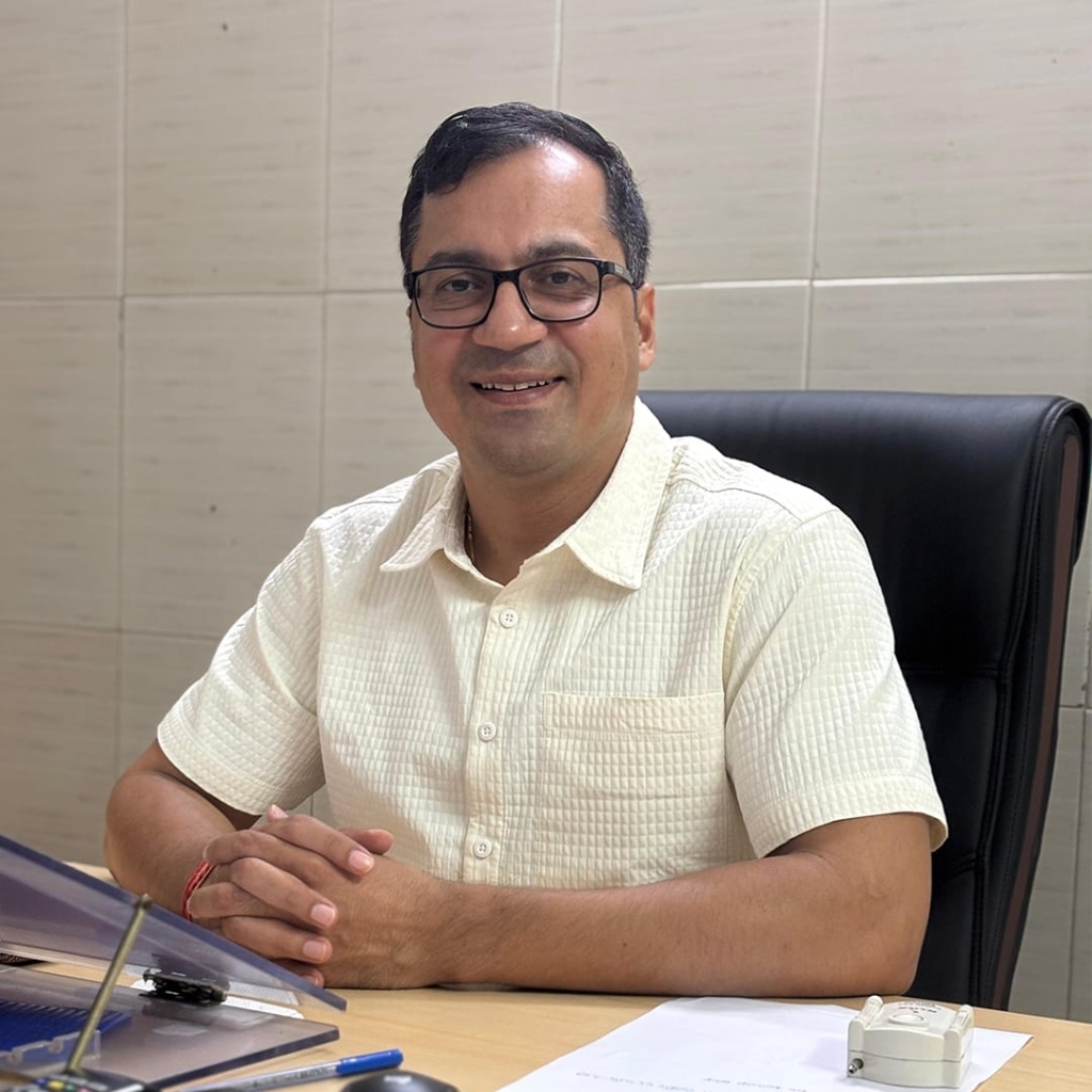 Dr Vineet Yadav - Founder